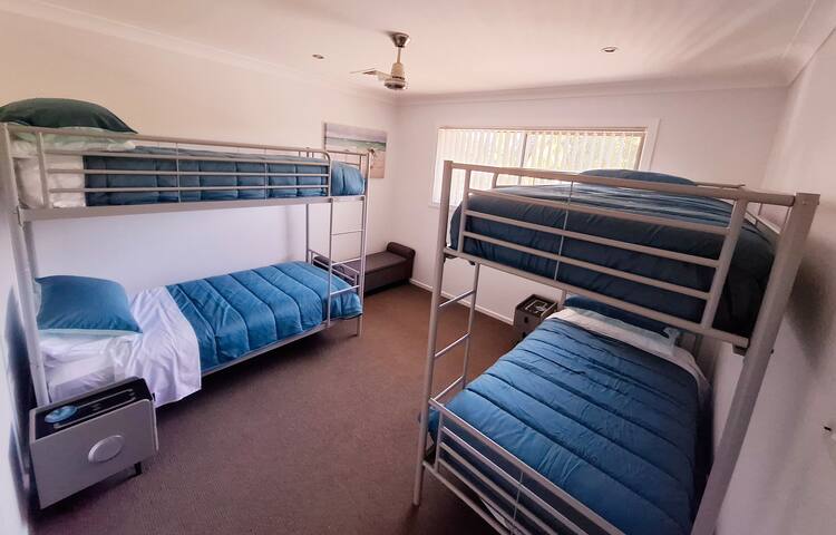 Family Retreat in heart of Coffs gallery image 5