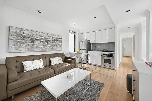 Times Square Rooftop Terrace 1BR Luxe Bath SafeBld - Apartments for ...