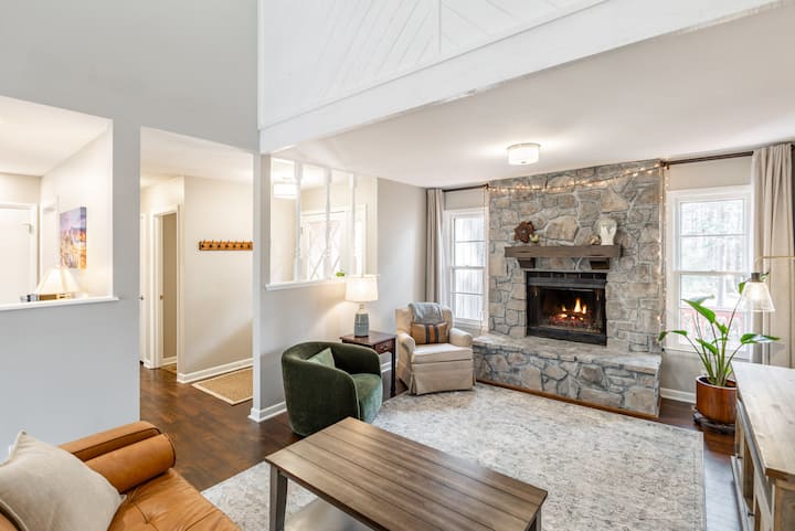 1 Acre, Garage, Patio, Clerestory Windows, Coffee - ハンツビル, AL