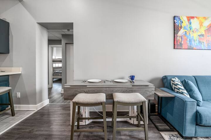 XL Convention Center Condo Downtown FREE Parking gallery image 4