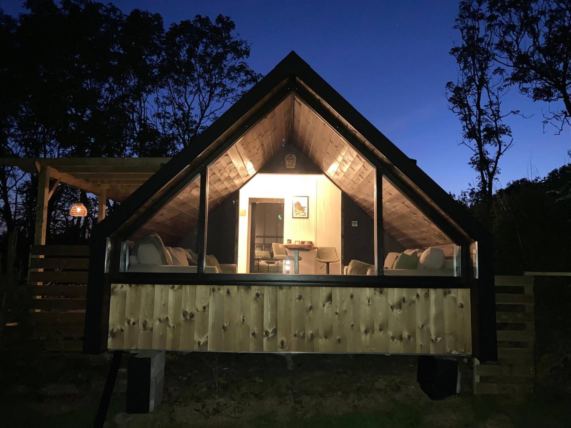 Rural Cabin Stunning Views