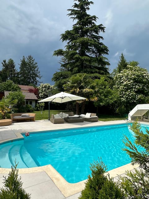 House with pool - 2 bedrooms in Geneva