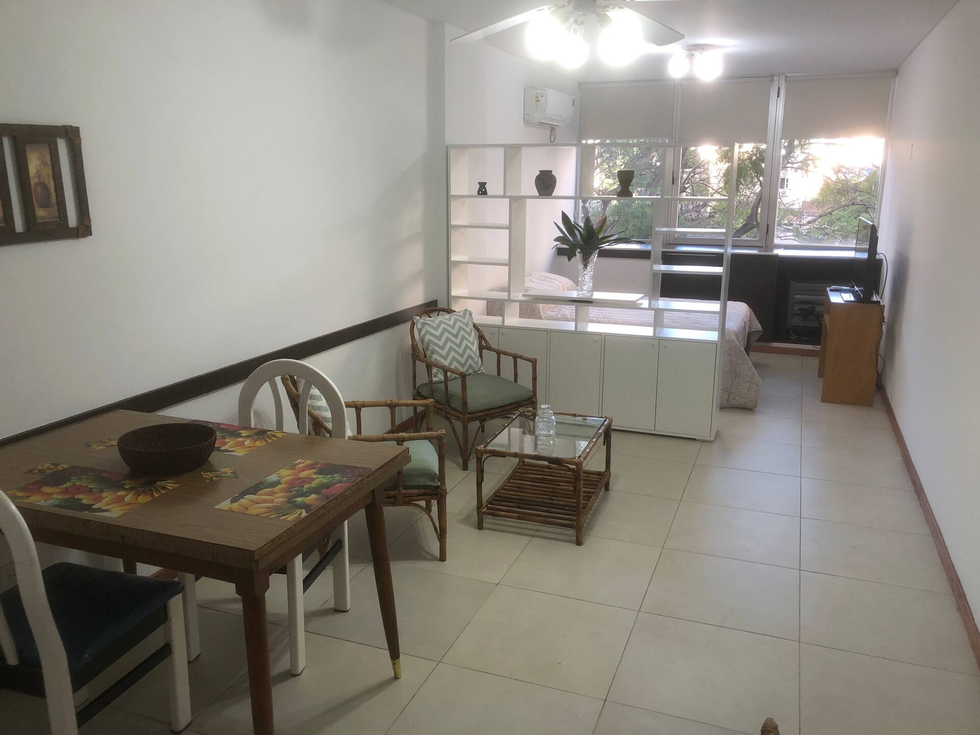 Studio apartment in Monserrat