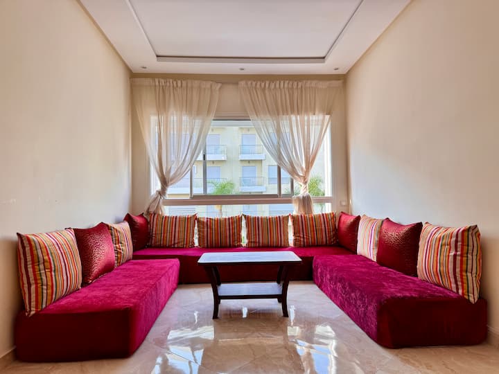 Bright Apartment With Wifi, Parking & Pool Access - Bouznika