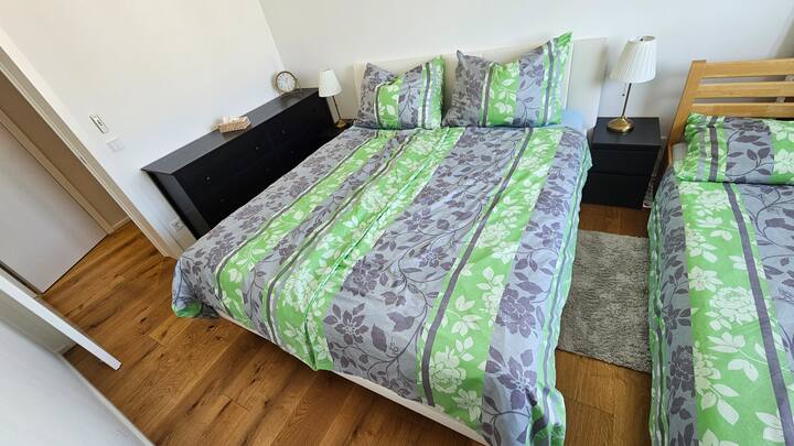 საძინებელი 1