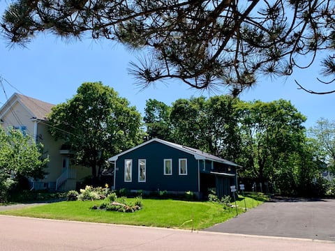 6BR | 2 Unit Home | Clean, Cozy & Convenient