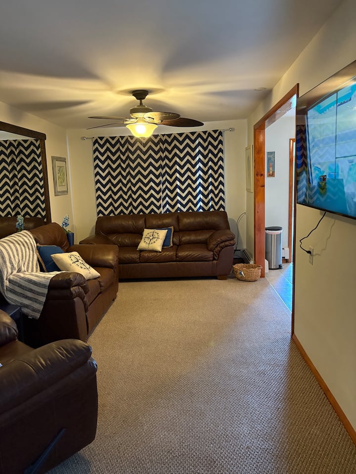 Mystic Islands Waterfront 3br Home Sleeps10 - Long Beach Island, NJ