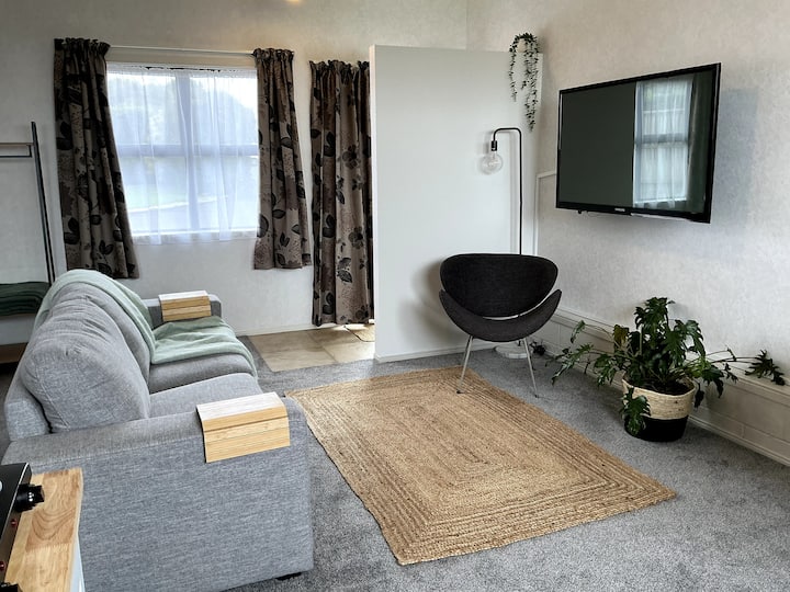 The Studio On Bald Hill - Waiuku