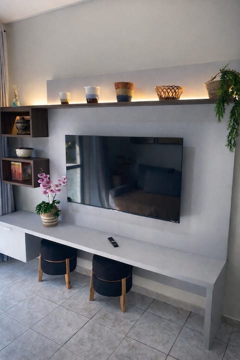 Airbnb em destaque: Praia do Forte | Modern 3-bedroom 5 minutes from the beach em Rio De Janeiro