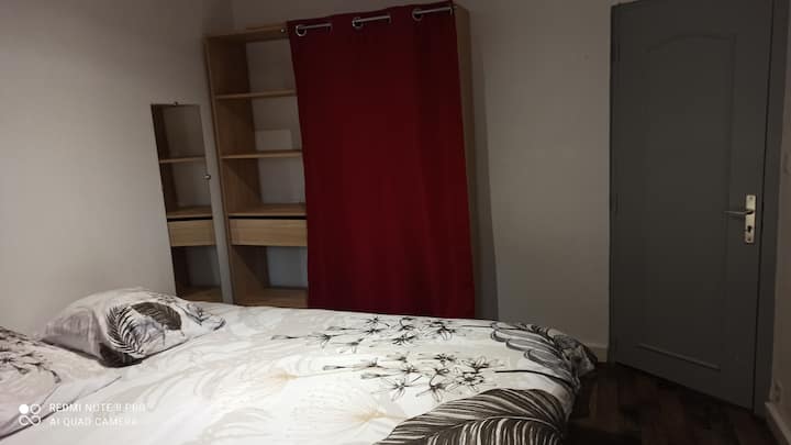 საძინებელი 1