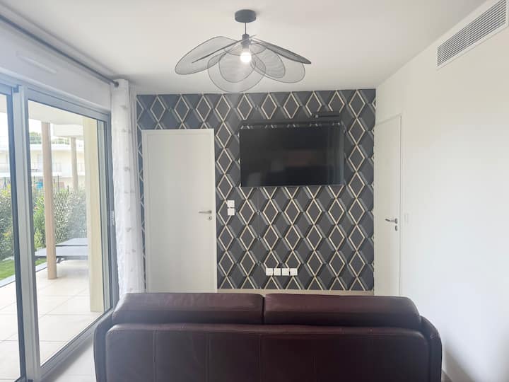 Elégant Appartement Avec Piscine - Juan-les-Pins