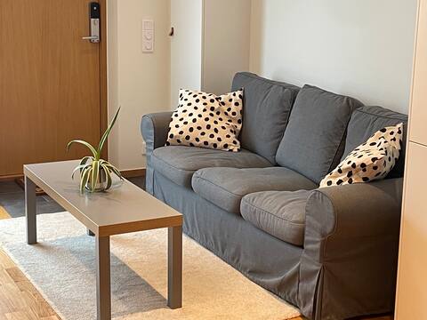 Top Airbnb: New, central, calm, patio +free parking in Danderyd