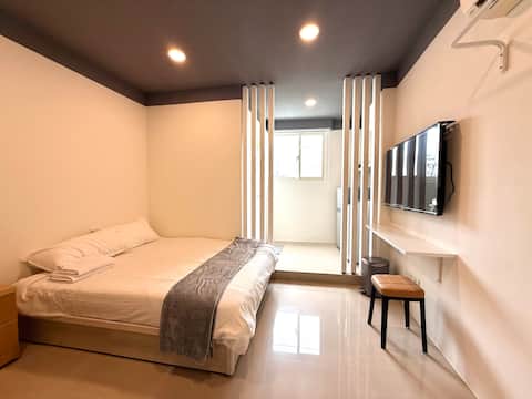 3 rooms+baths @ Ximending