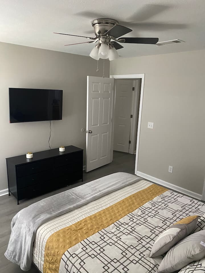 საძინებელი 1