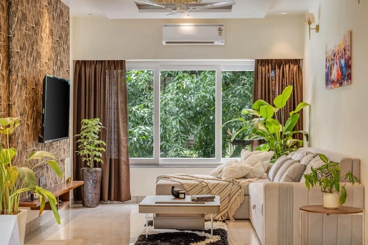 Living room image 9