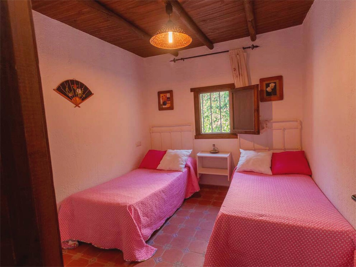 غرفة النوم 2