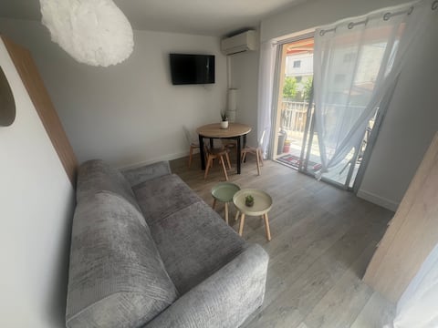 Airbnb performant: Facing the beach, private parking, air conditioning, wifi à Mauguio