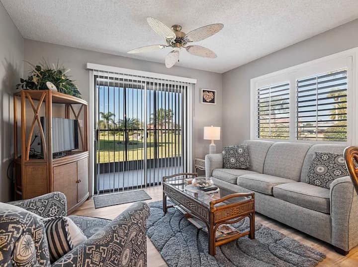*Walk To Beach And Restaurants With Pools, Tennis* - Crescent Beach, FL