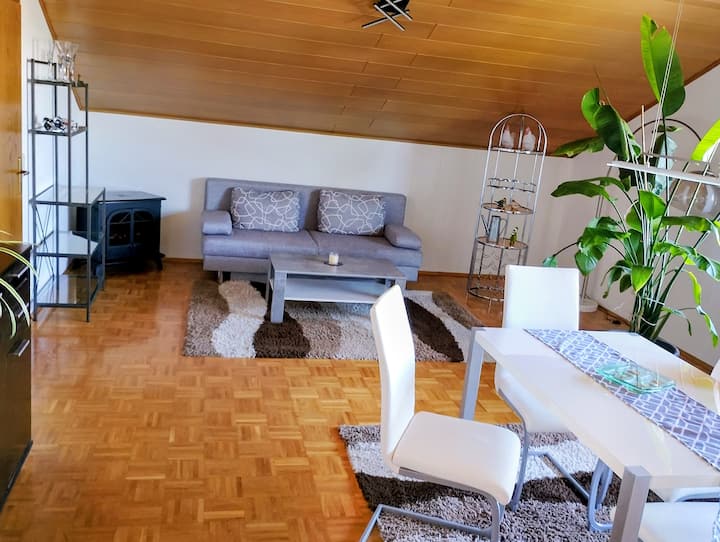 Ferienwohnung Villmar
90 Qm - Villmar