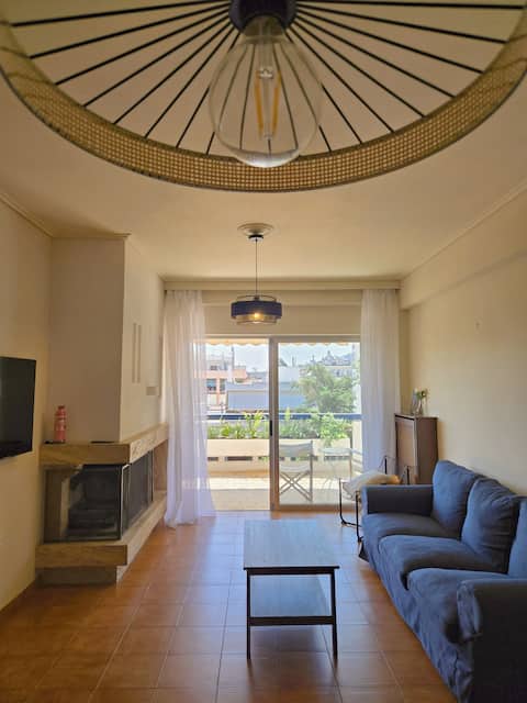 Spacious 3BR Apt w/ Large Balcony|Near Metro & ACS