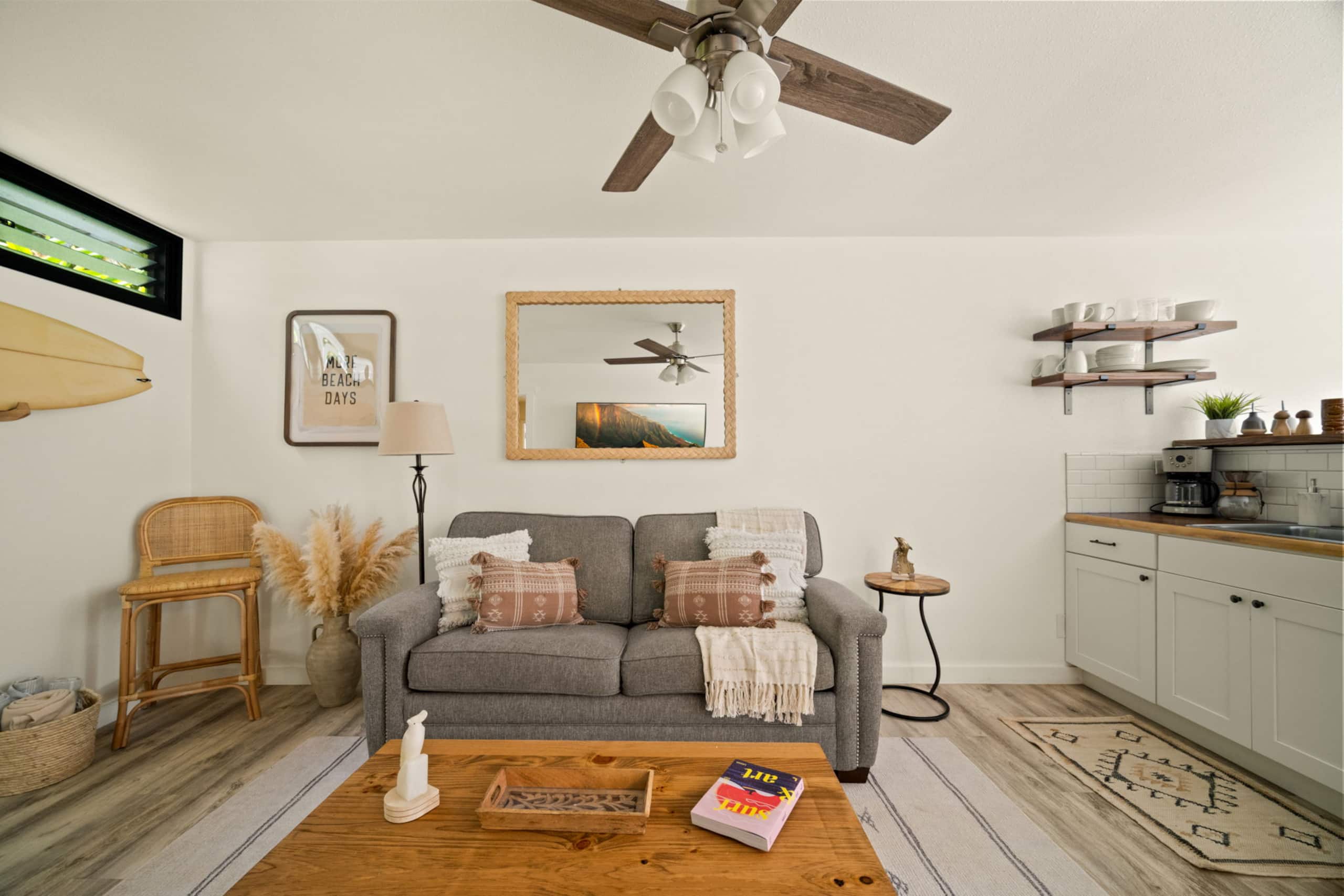 Boho Perfect Honeymoon Spot, AC + Kitchenette - Photo 9