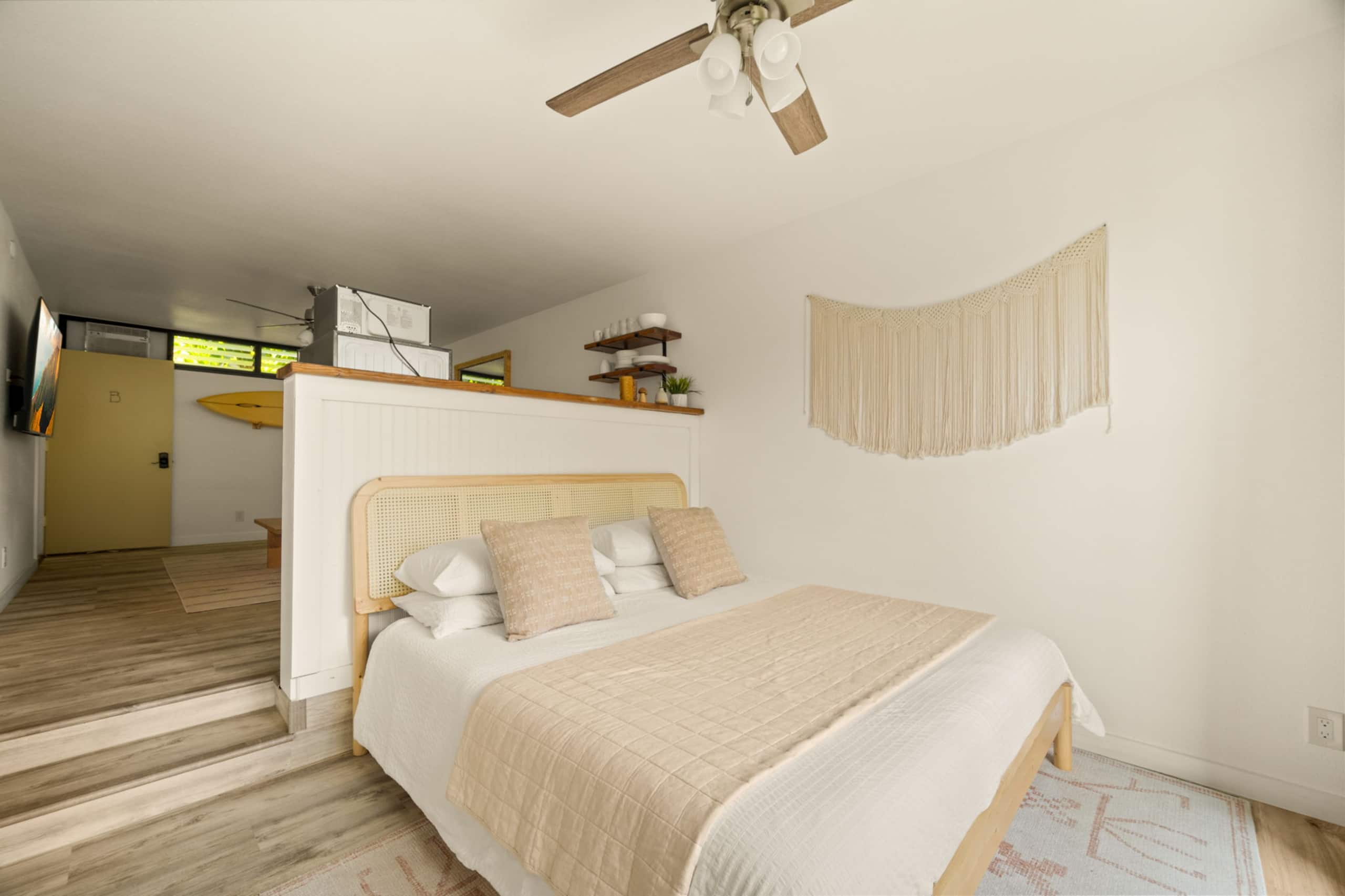 Boho Perfect Honeymoon Spot, AC + Kitchenette - Photo 8