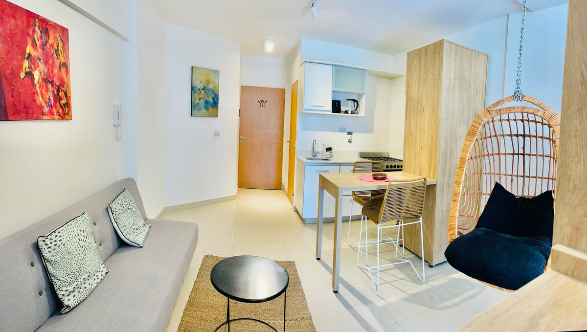 Departamento estudio con terraza y pileta en Monserrat