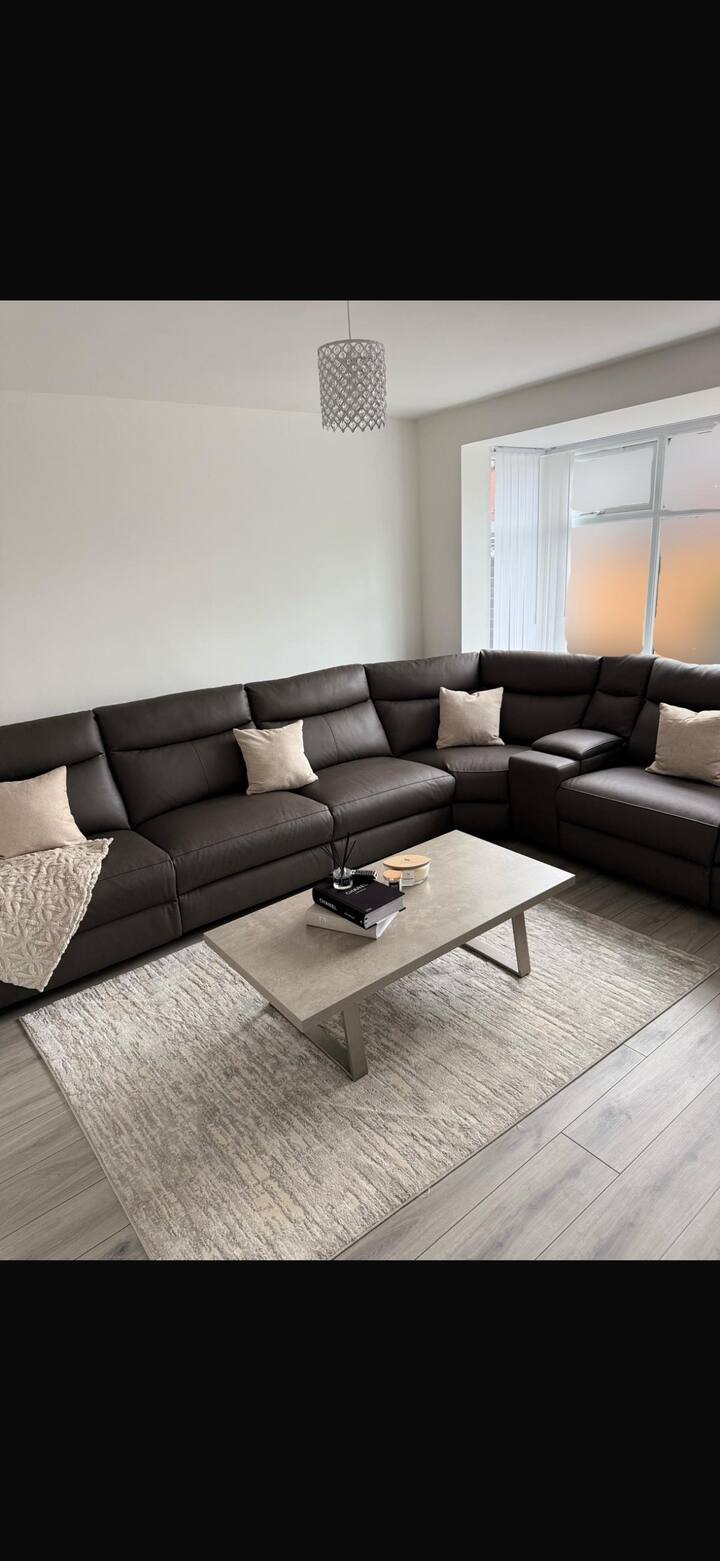 Home In Beeston - Leeds