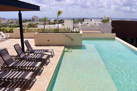 Top Airbnb: Top-Rated Beach Condo | Pool | Egg Chair in Centro