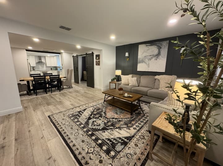 Bungalow On Hillsborough River - Tampa Bay, FL