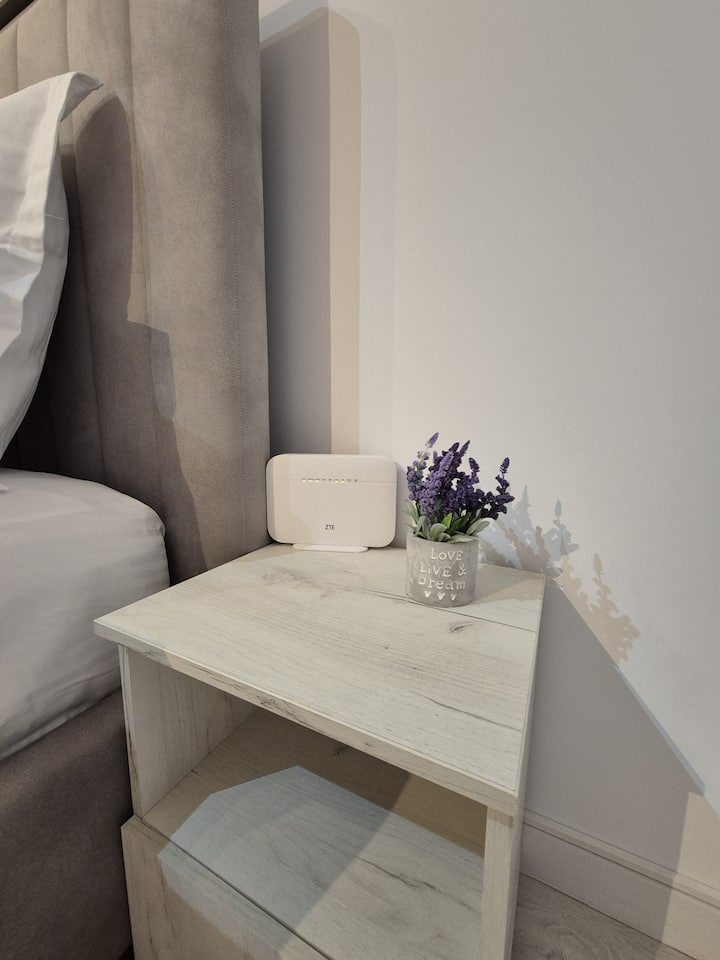 Av Urban Retreat – Private Parking Included - Ploiești
