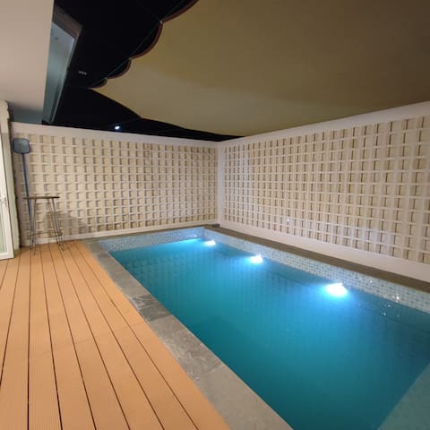 Family Villa for Rent in Green Apple