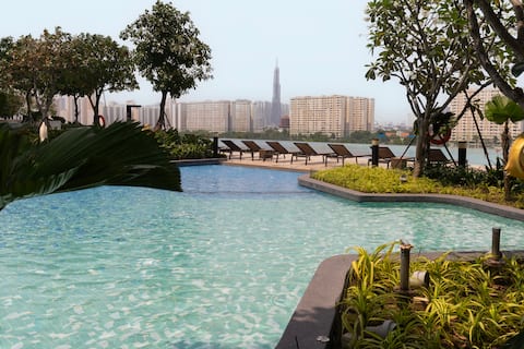 Cozy Apt in D2,1BR,Free Gym/pool/dryer,10mins-D1