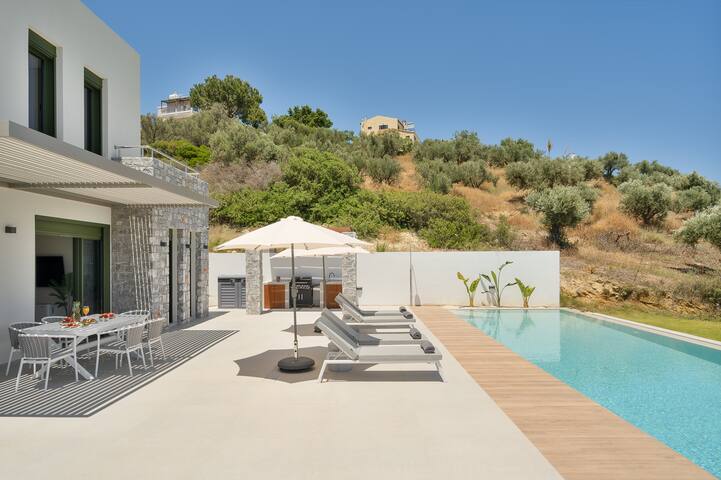 Villa Meraki, living in nature (Heated Pool) gallery image 2