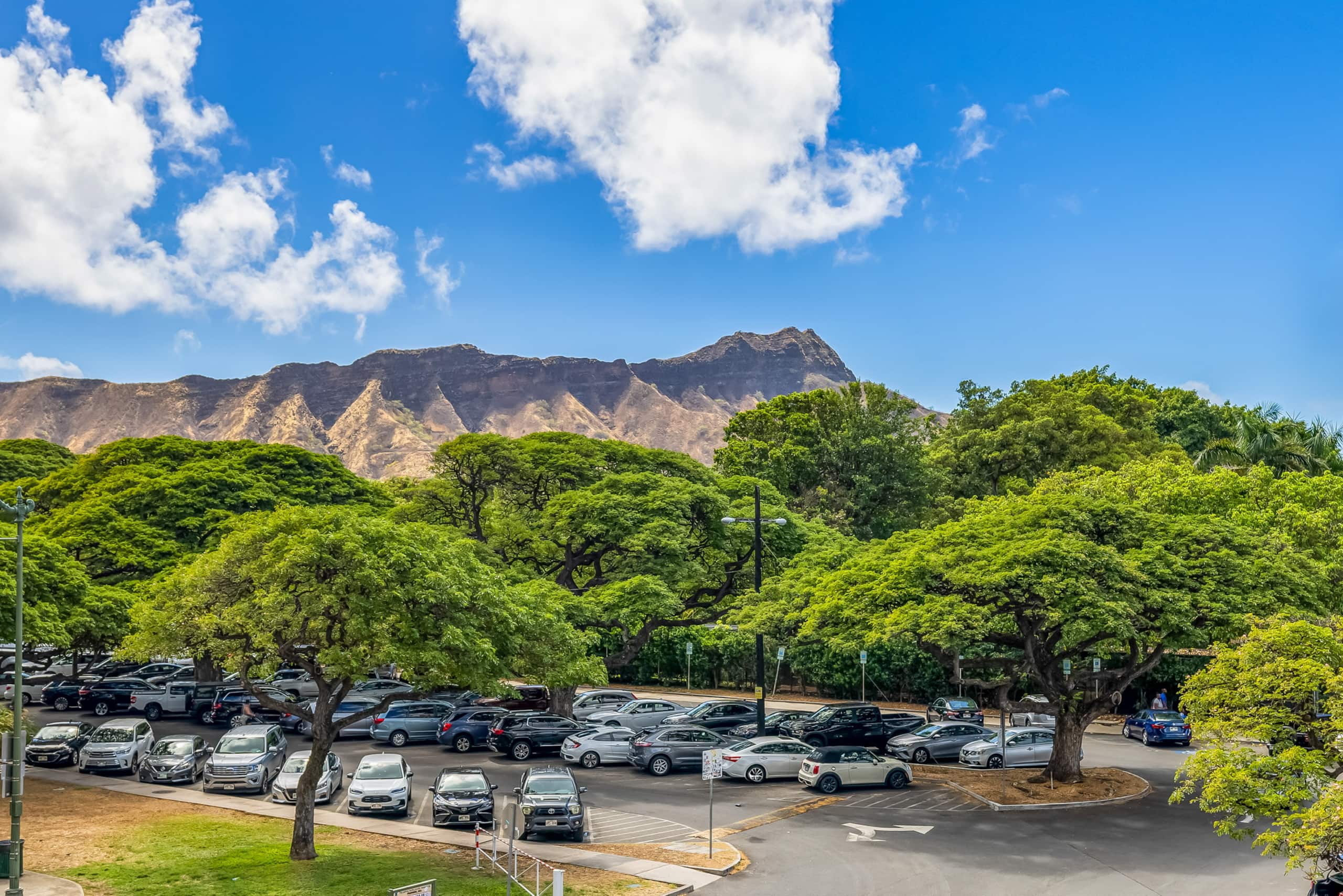 Hideout at the Waikiki Grand Hotel - Image 19