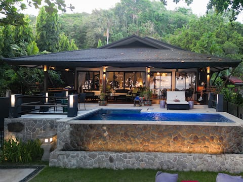 Titaya: Beachfront Bliss w/ Infinity Pool & Chef