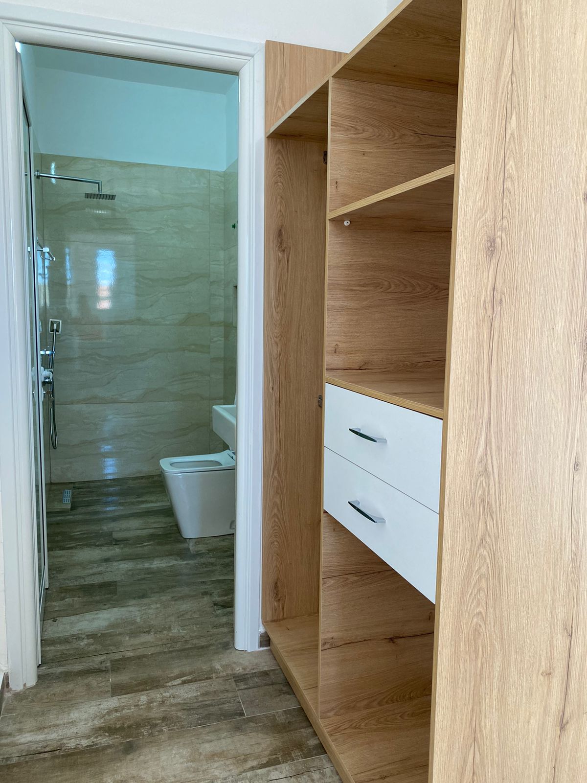 Listing 1425388746664795158