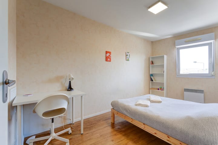 غرفة النوم 2