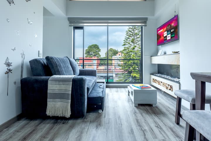 Divani i parë krevat