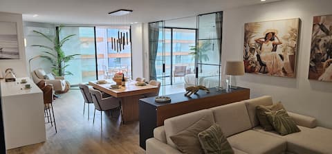 Successful Airbnb property: Waterfront Living The Luxury in Olhão
