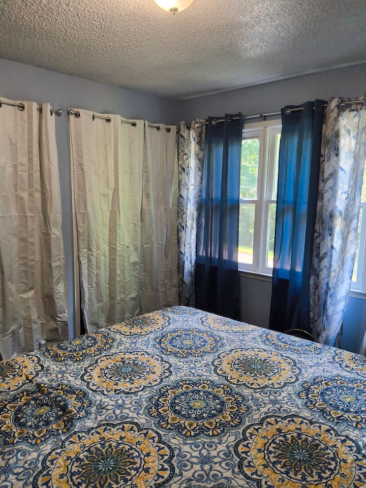 საძინებელი 4