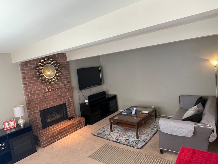 Beautiful Home In Bellevue - Bellevue, WA