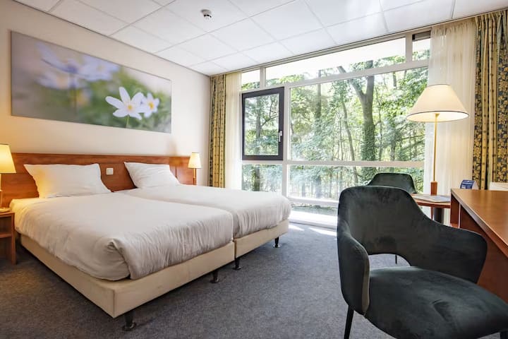 Serene Garden Stay W/ Free Parking & Scenic Trails - Amersfoort