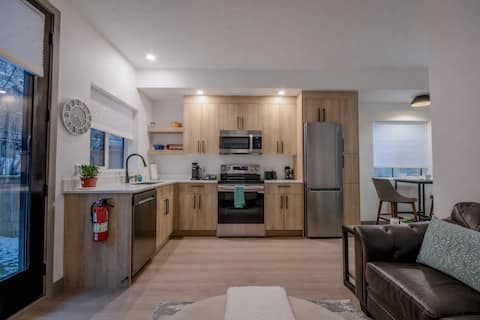 Successful Airbnb property: Brand New Condo in Bankview in Bankview