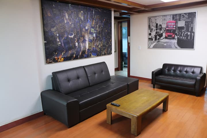 Eden Guesthouse 1f & 3f / Itaewon / Parking Free - Seoul