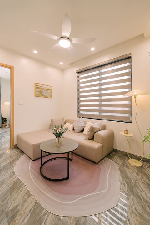 Trung Kinh Apartment | Projector | 2-sided balcony