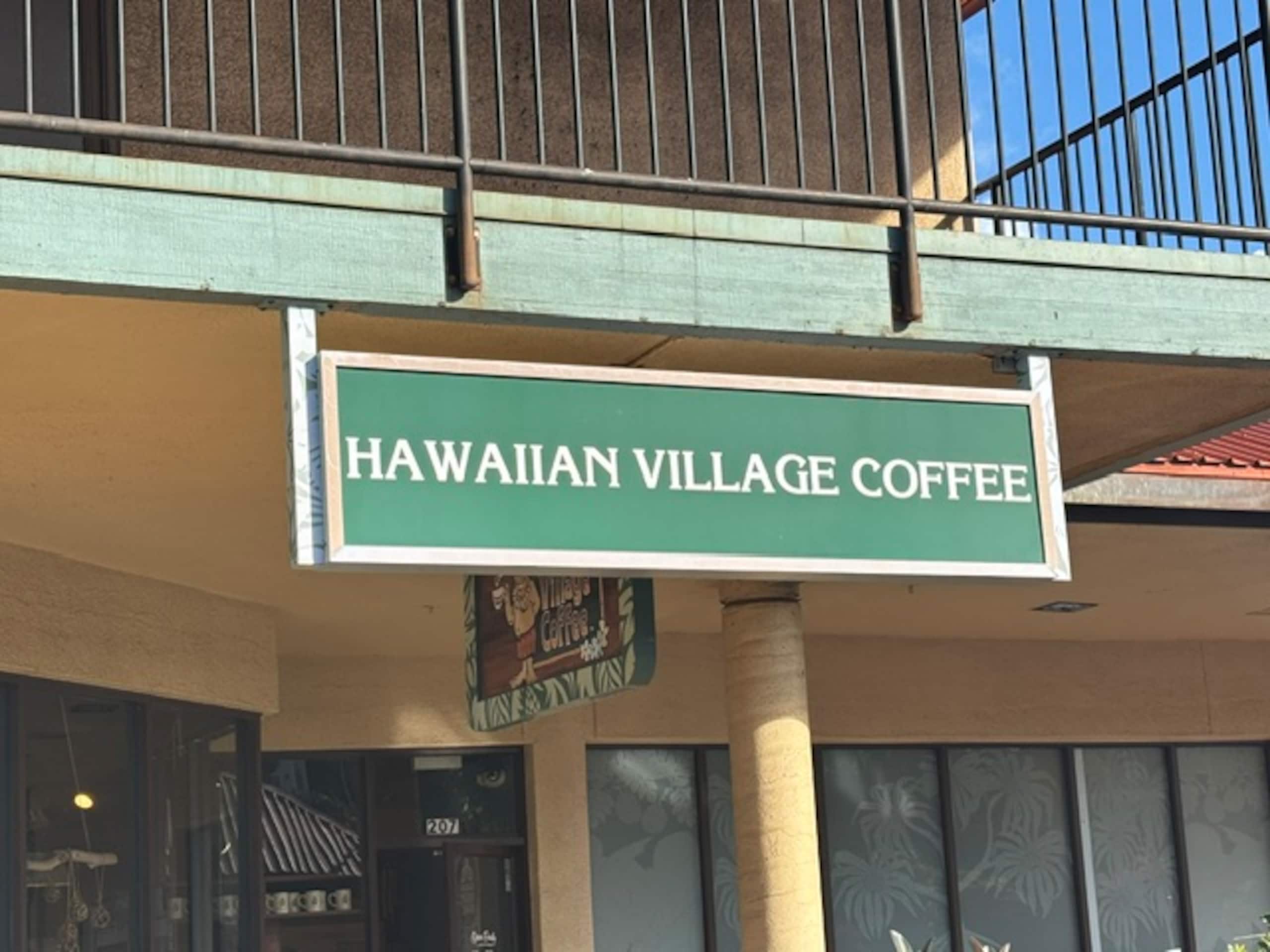 Condo in Lahaina · ★5.0 · 3 bedrooms · 5 beds · 2 baths - Image 53