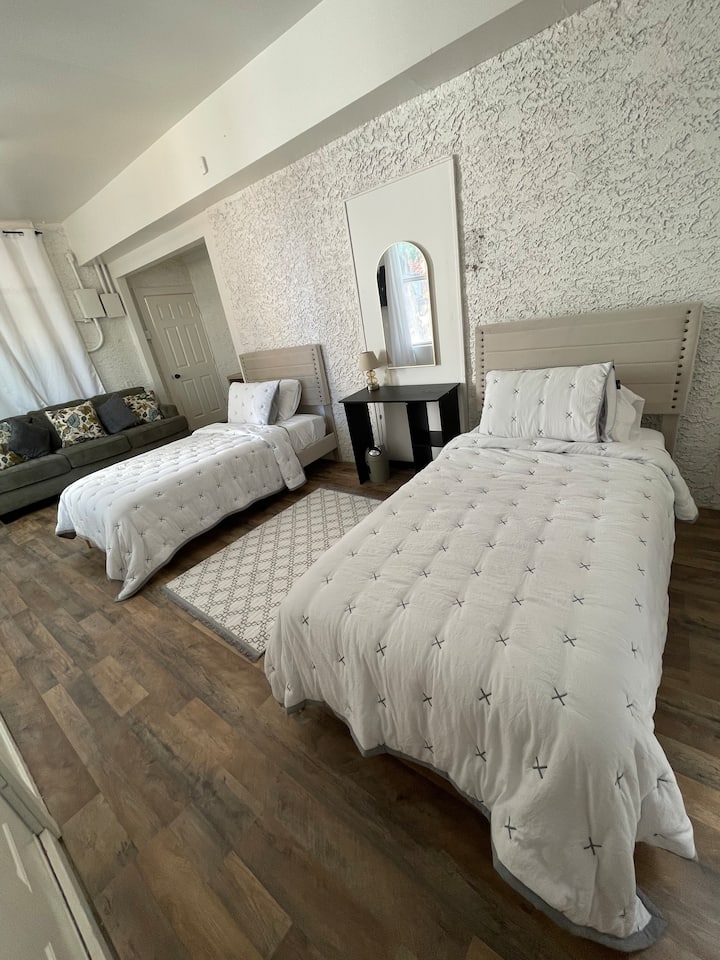 غرفة النوم 2