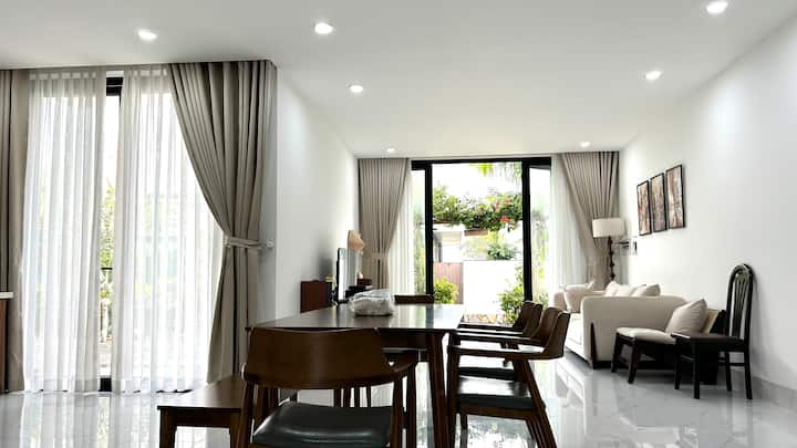 Beach Villa In Long Hai For Retreat & Get-together - Vietnam