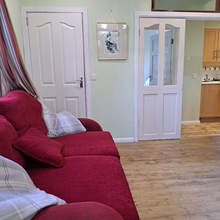 Apartment 2 Bedroom Sleeps 5, - Dublin